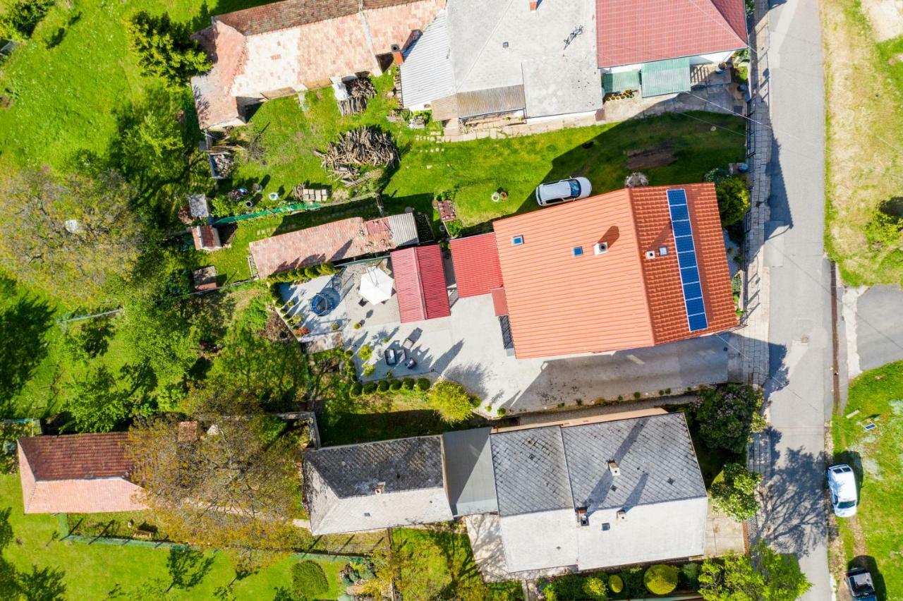 Öskarszt apartman Urkut Exteriör bild
